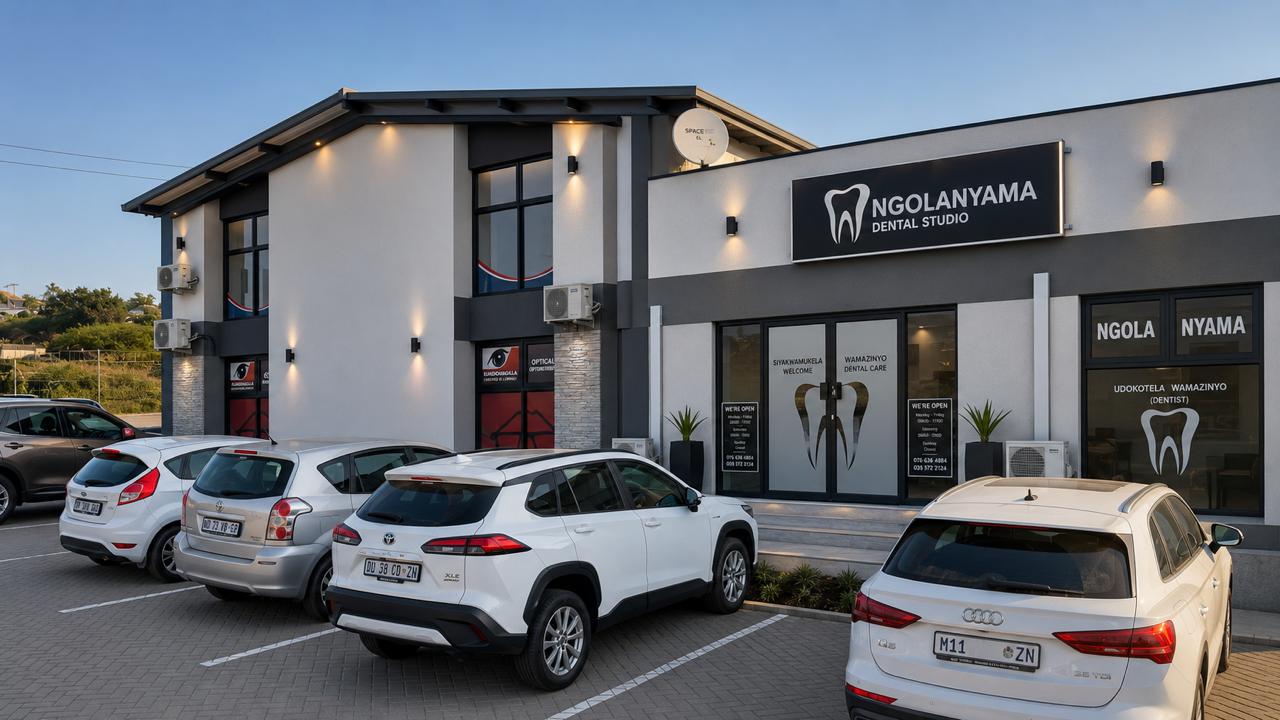 Ngolanyama Group building and patient parking in Jozini, KwaZulu-Natal